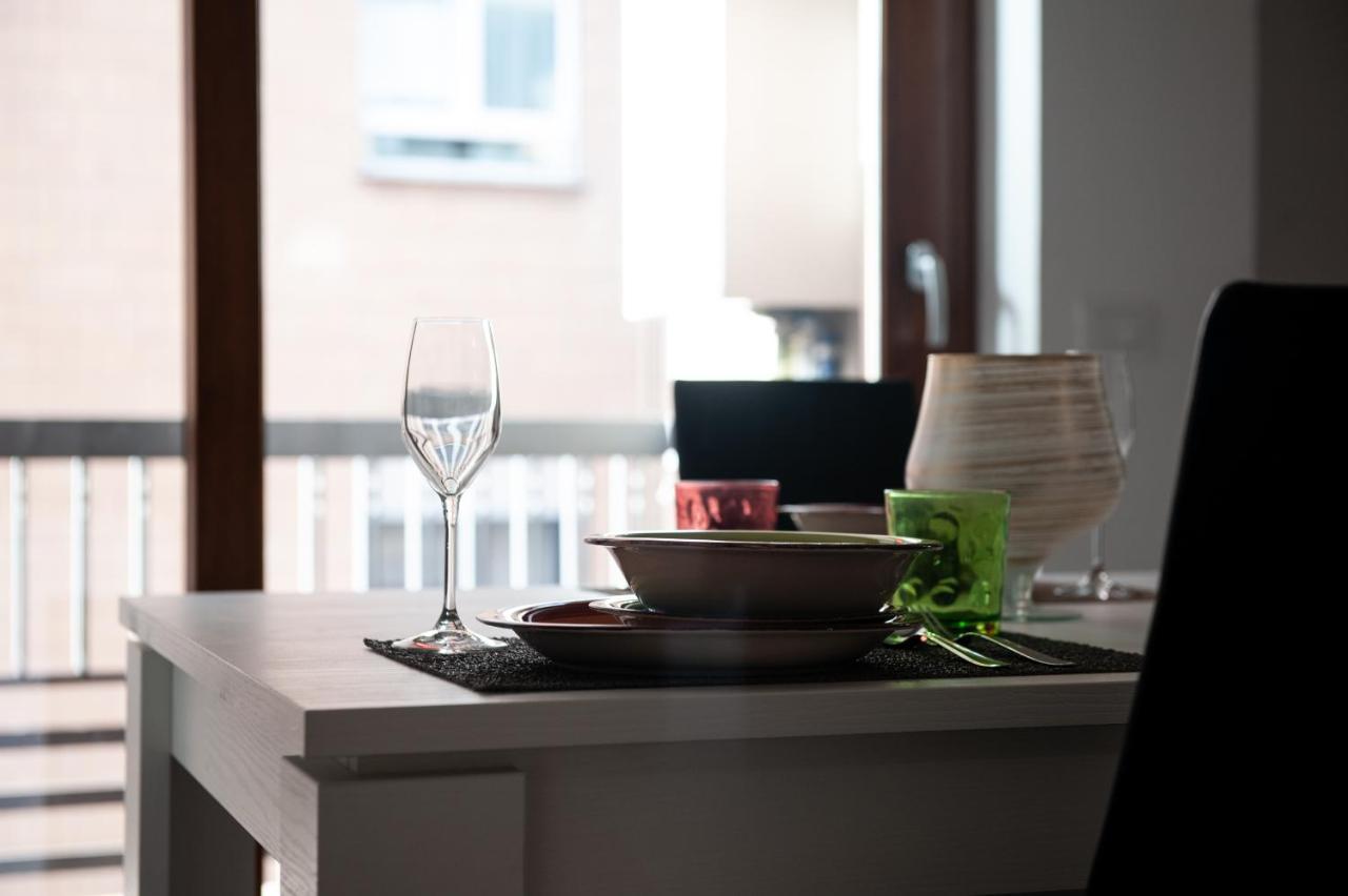 Roma Hub One Villa Ngoại thất bức ảnh